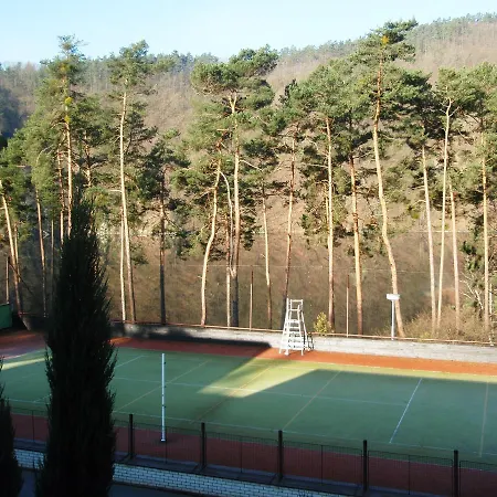 Hladina 3* Nebrich